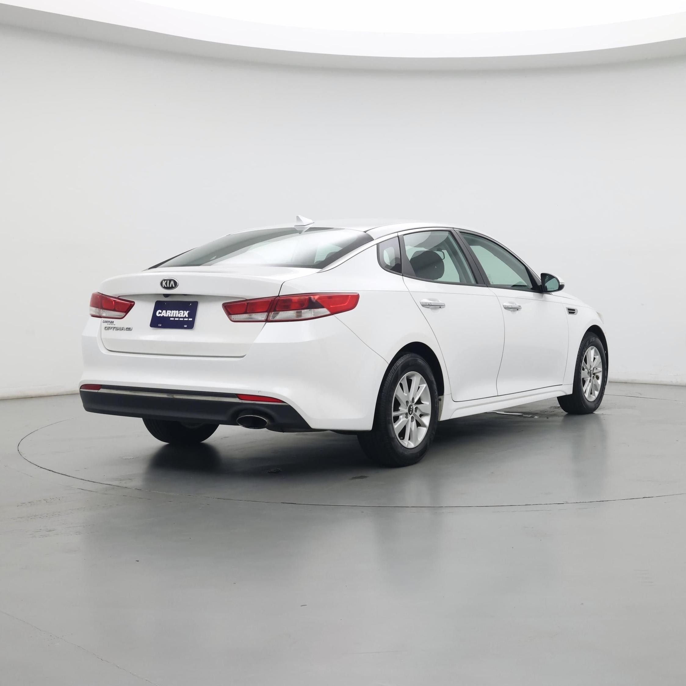 Thumbnail: 2016 Kia Optima - 8
