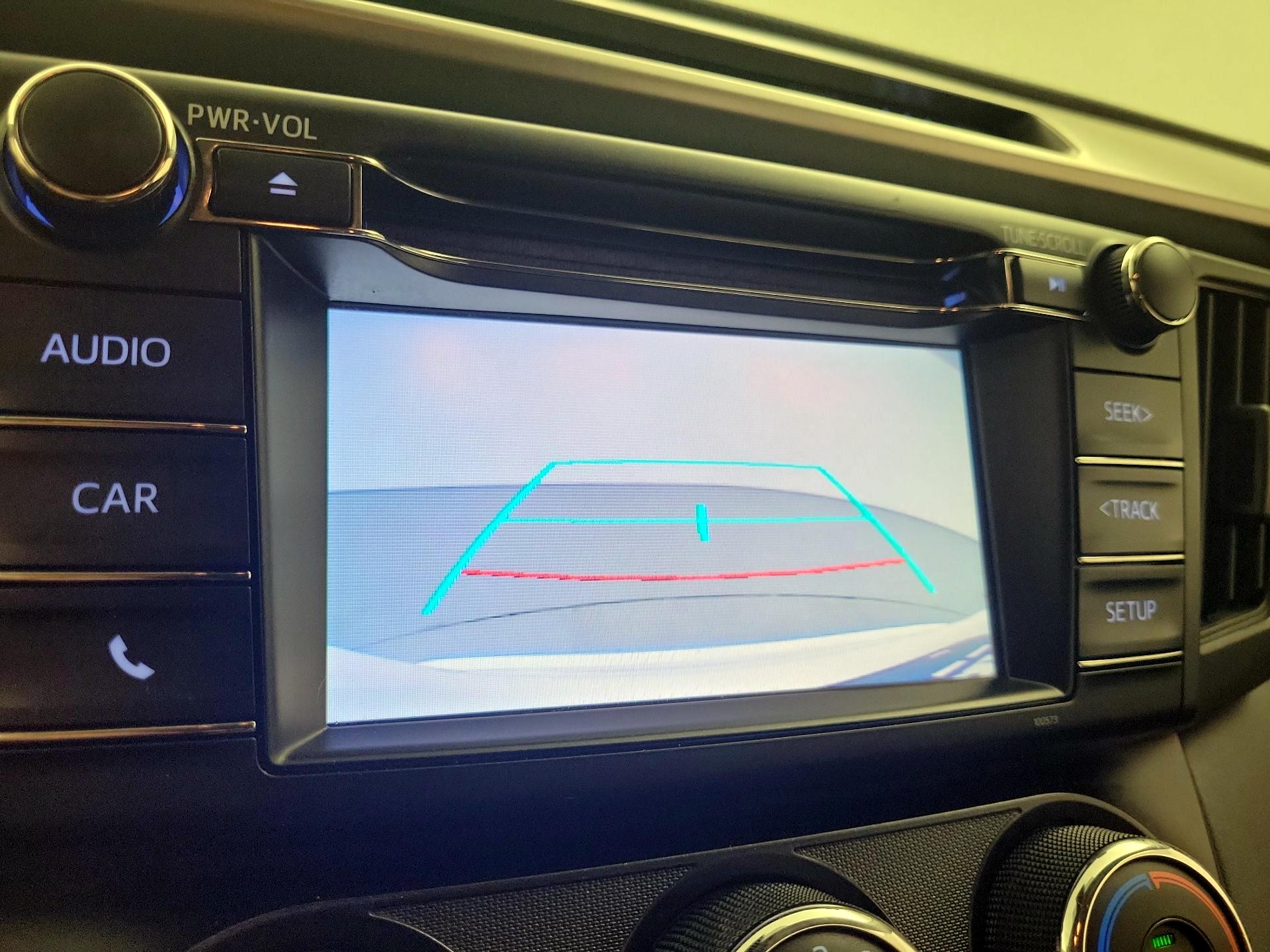 Thumbnail: 2018 Toyota RAV4 - 14