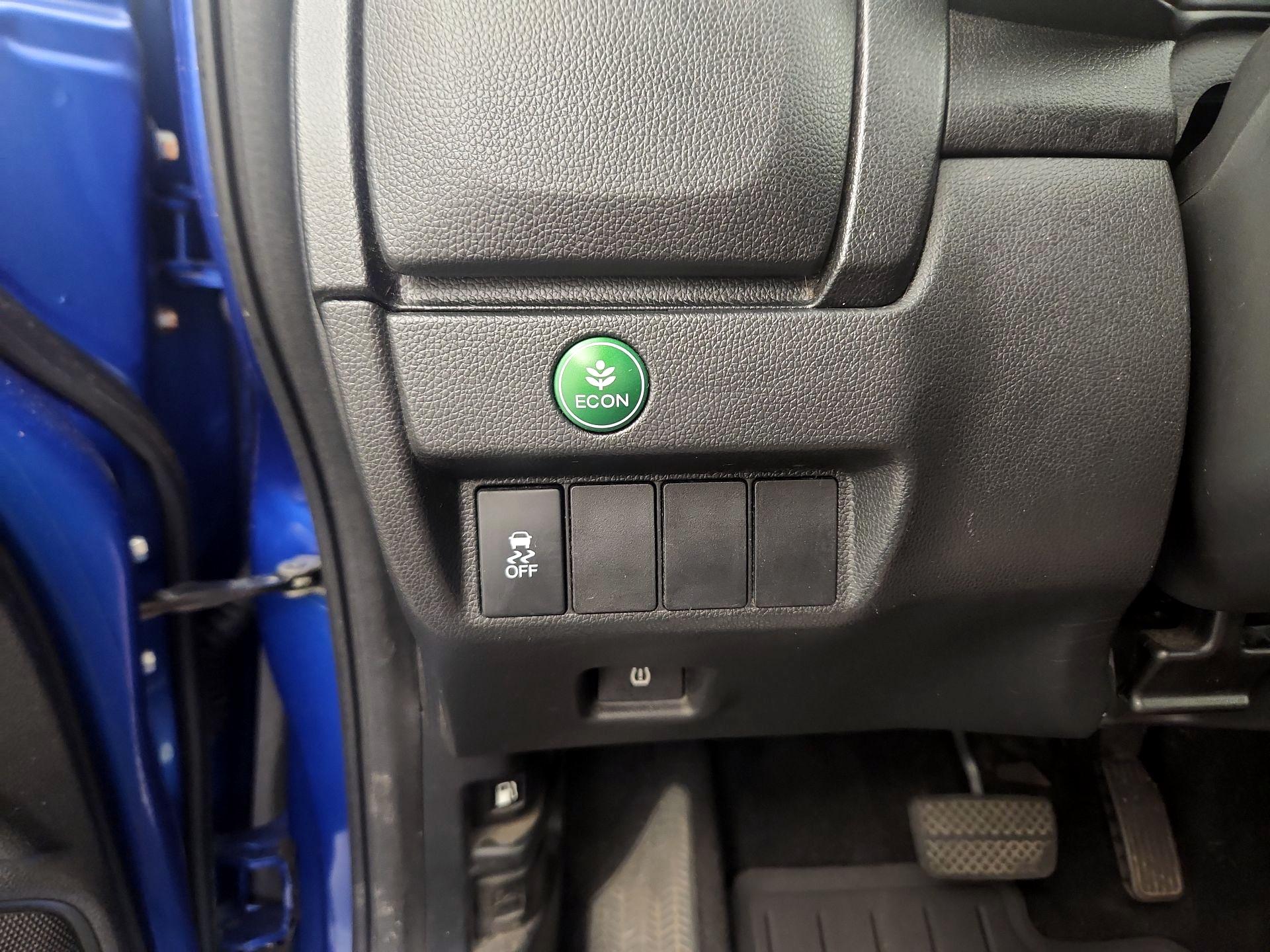 Thumbnail: 2015 Honda Fit - 13
