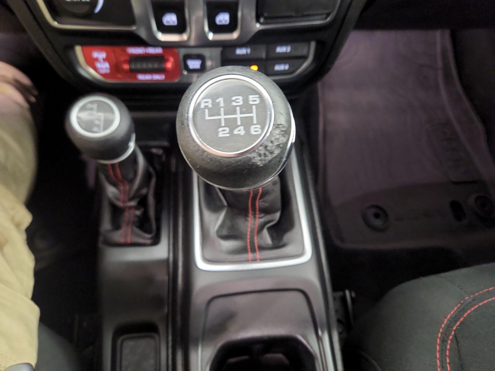 Thumbnail: 2019 Jeep Wrangler - 15
