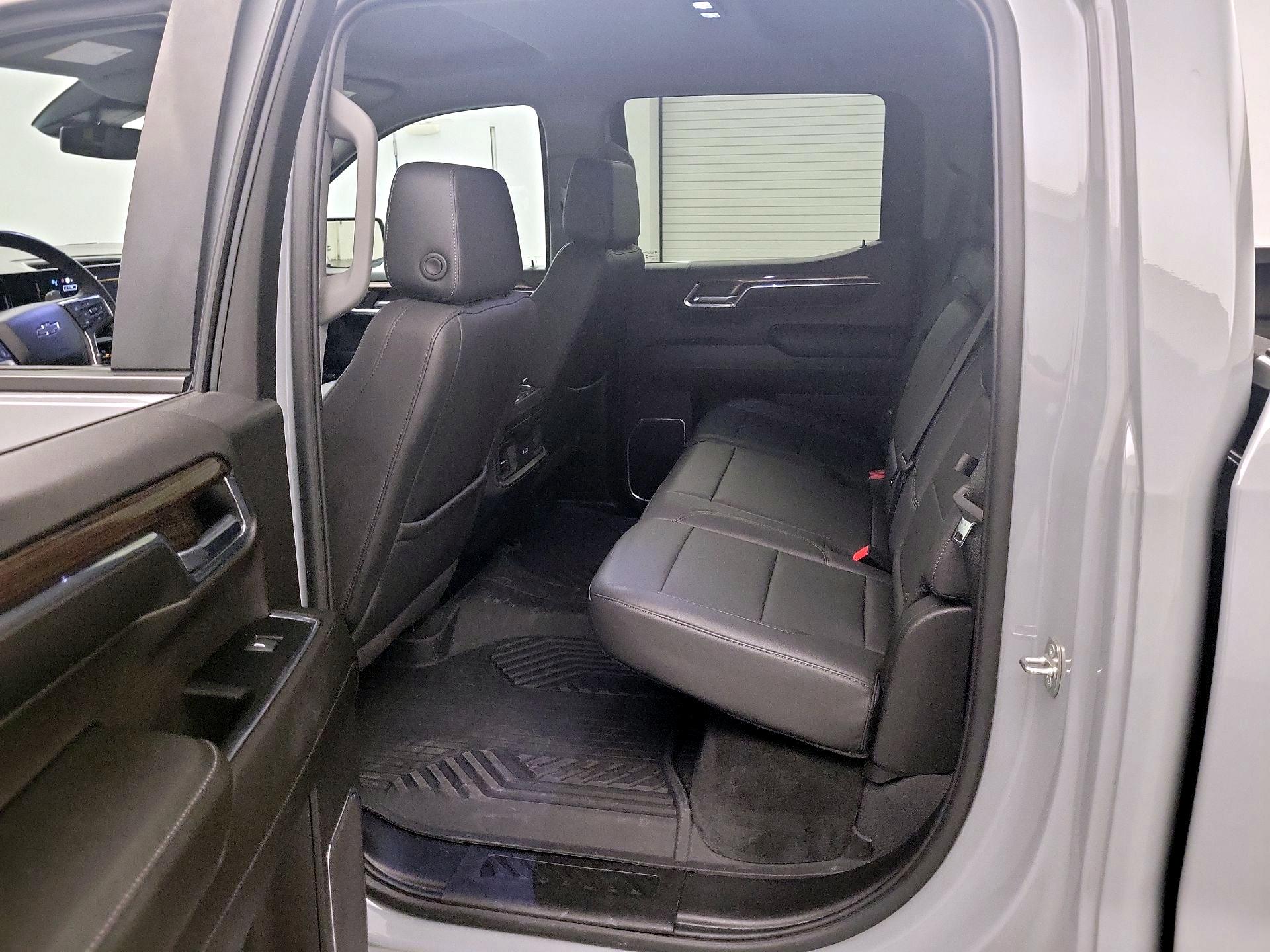 Thumbnail: 2024 Chevrolet Silverado 1500 - 20