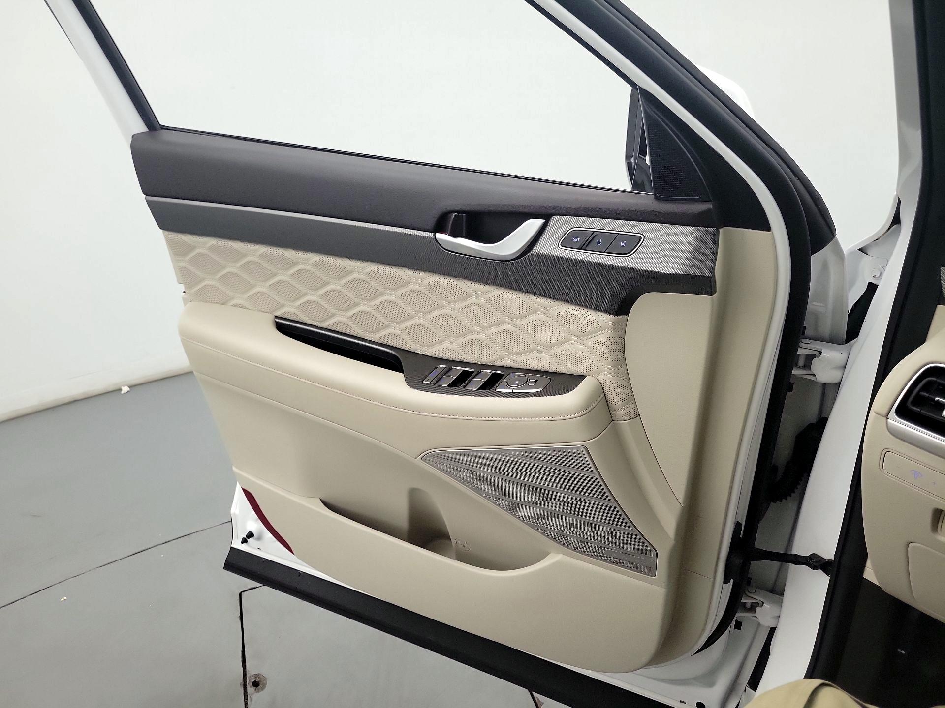 Thumbnail: 2020 Hyundai Palisade - 12