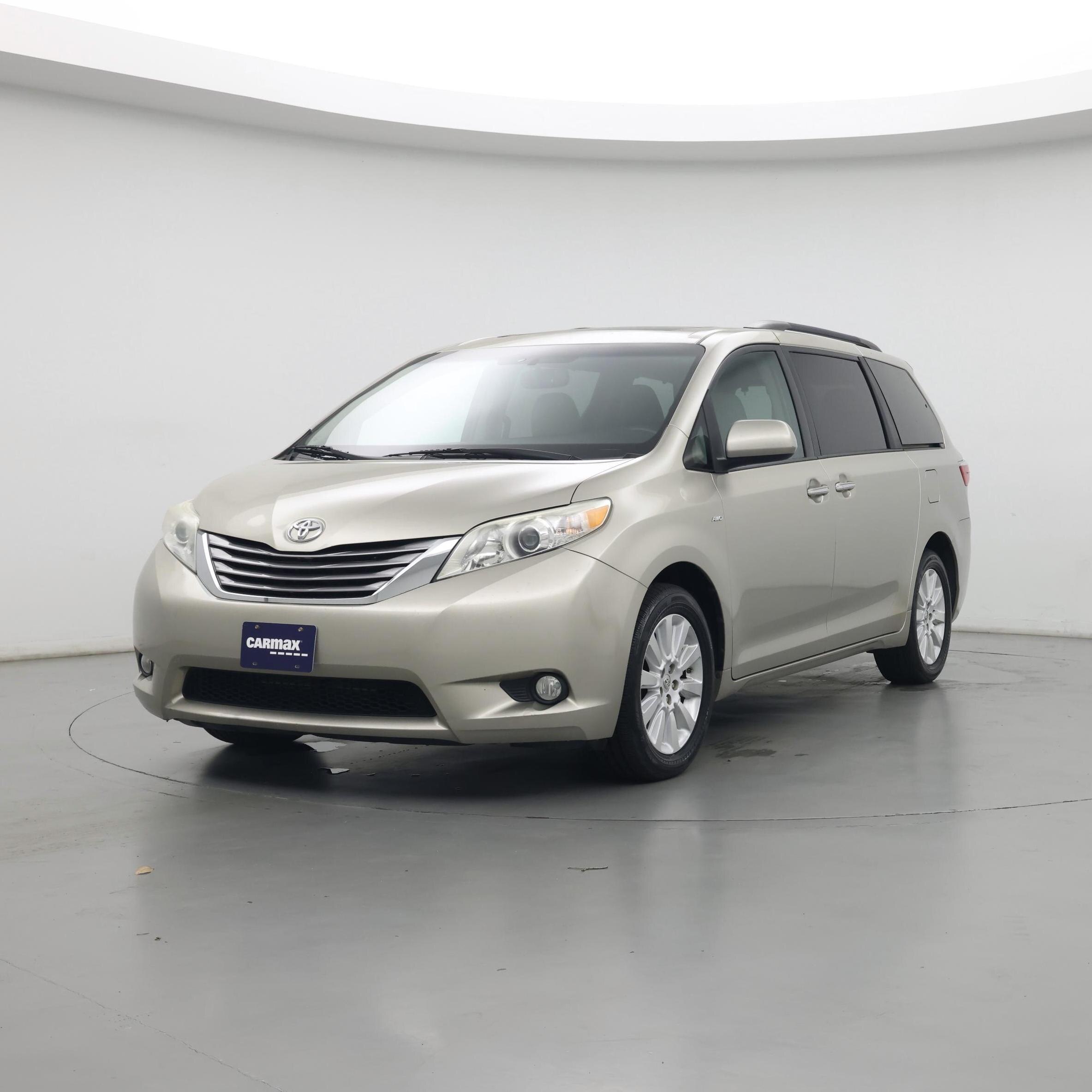 Thumbnail: 2016 Toyota Sienna - 4