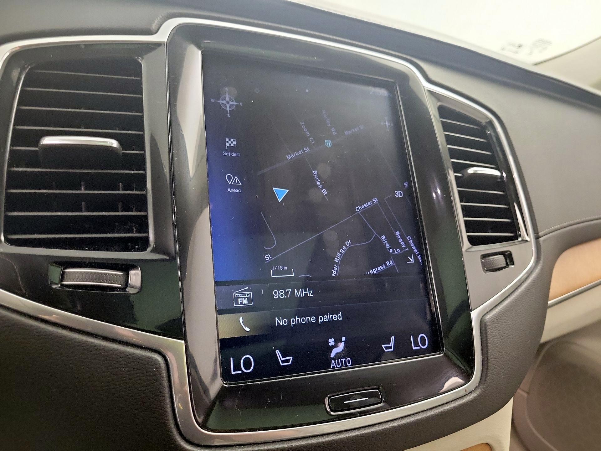 Thumbnail: 2019 Volvo XC90 - 14