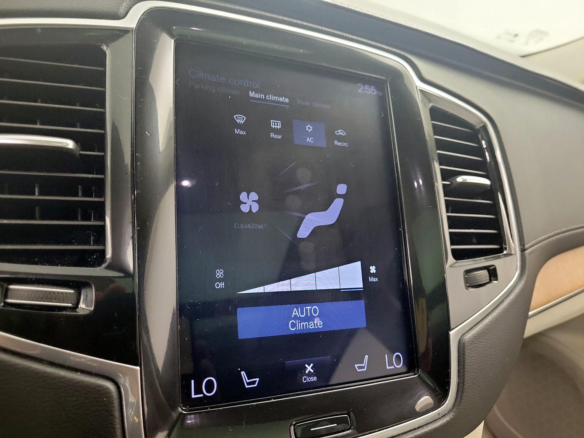 Thumbnail: 2019 Volvo XC90 - 17