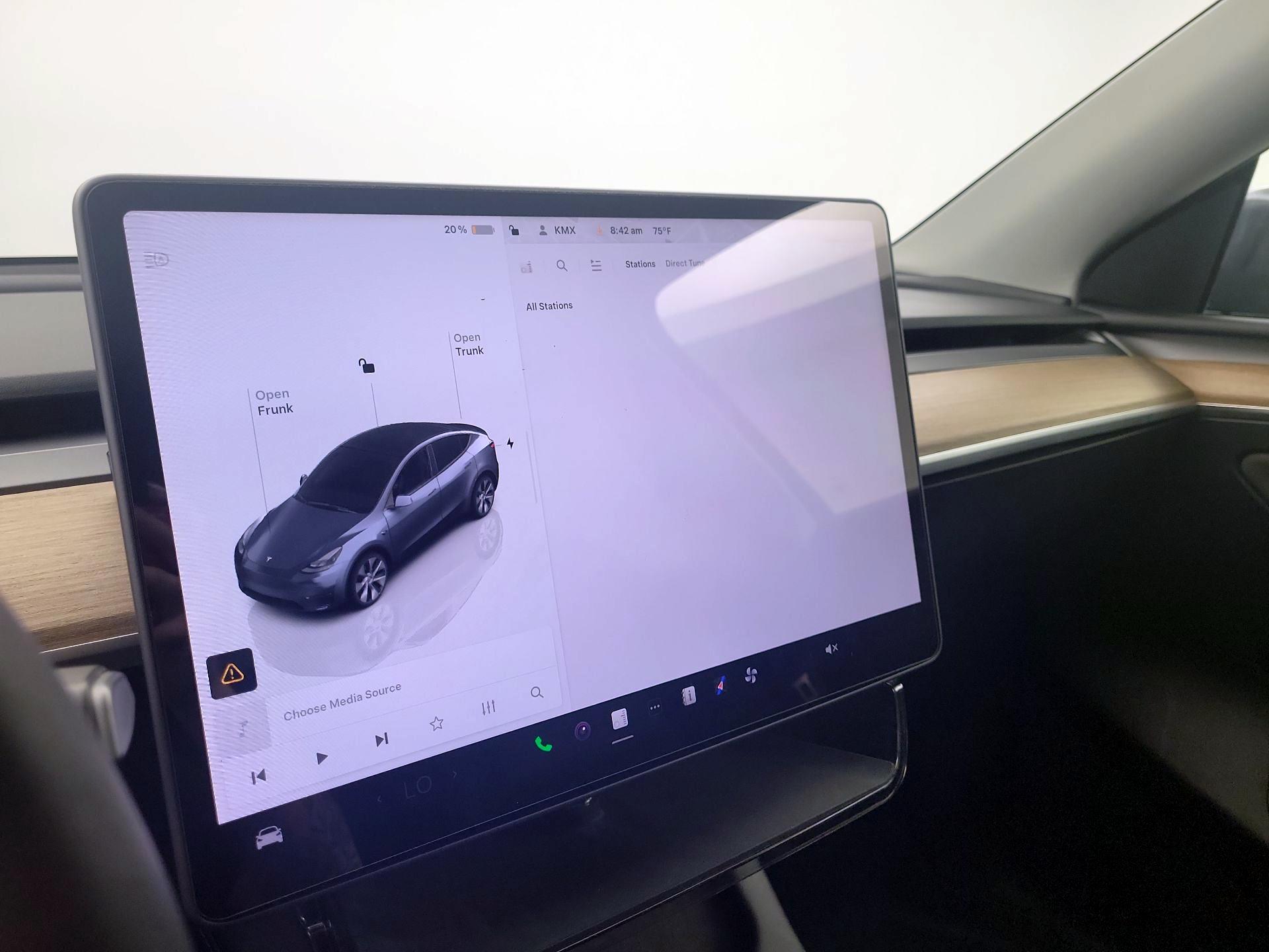 Thumbnail: 2023 Tesla Model Y - 15