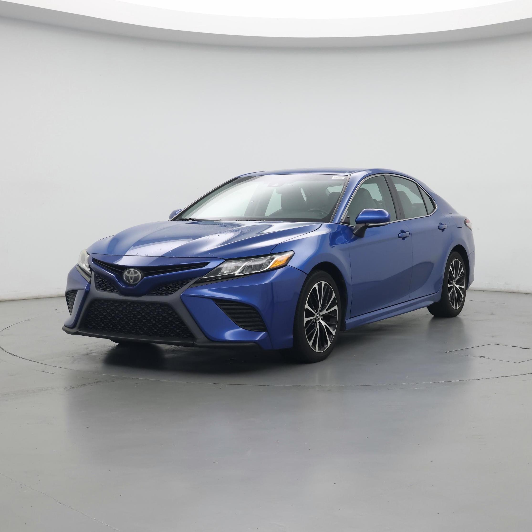 Thumbnail: 2018 Toyota Camry - 4