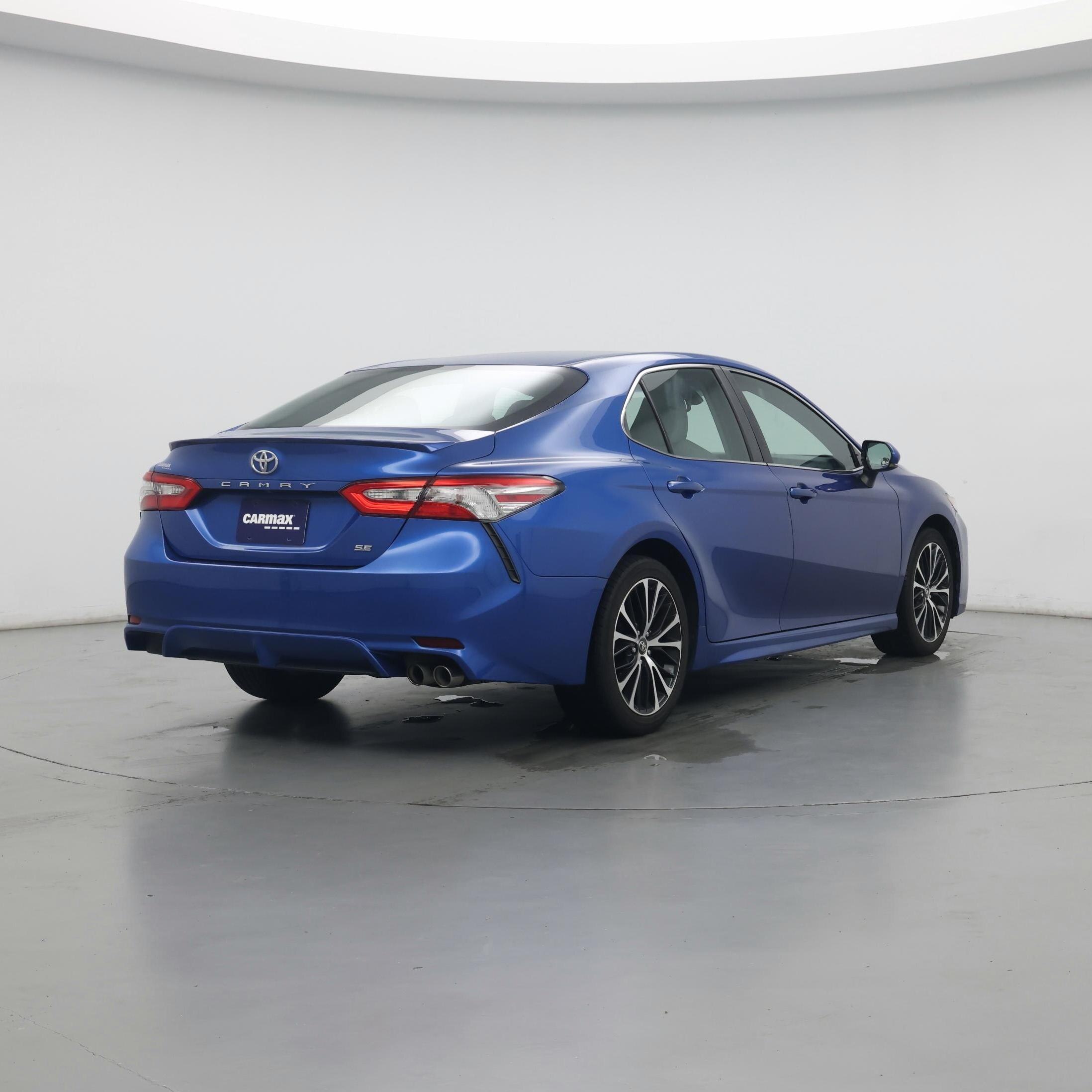 Thumbnail: 2018 Toyota Camry - 8
