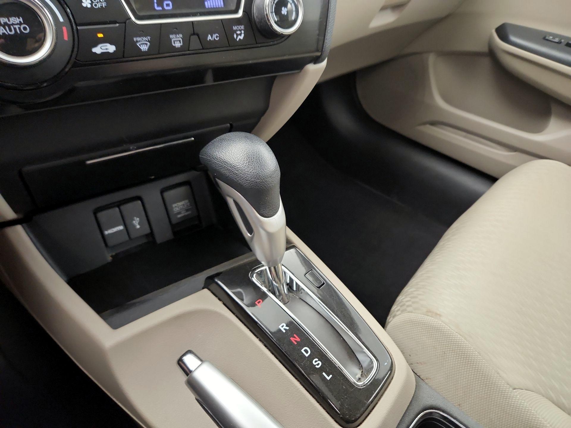 Thumbnail: 2015 Honda Civic - 17