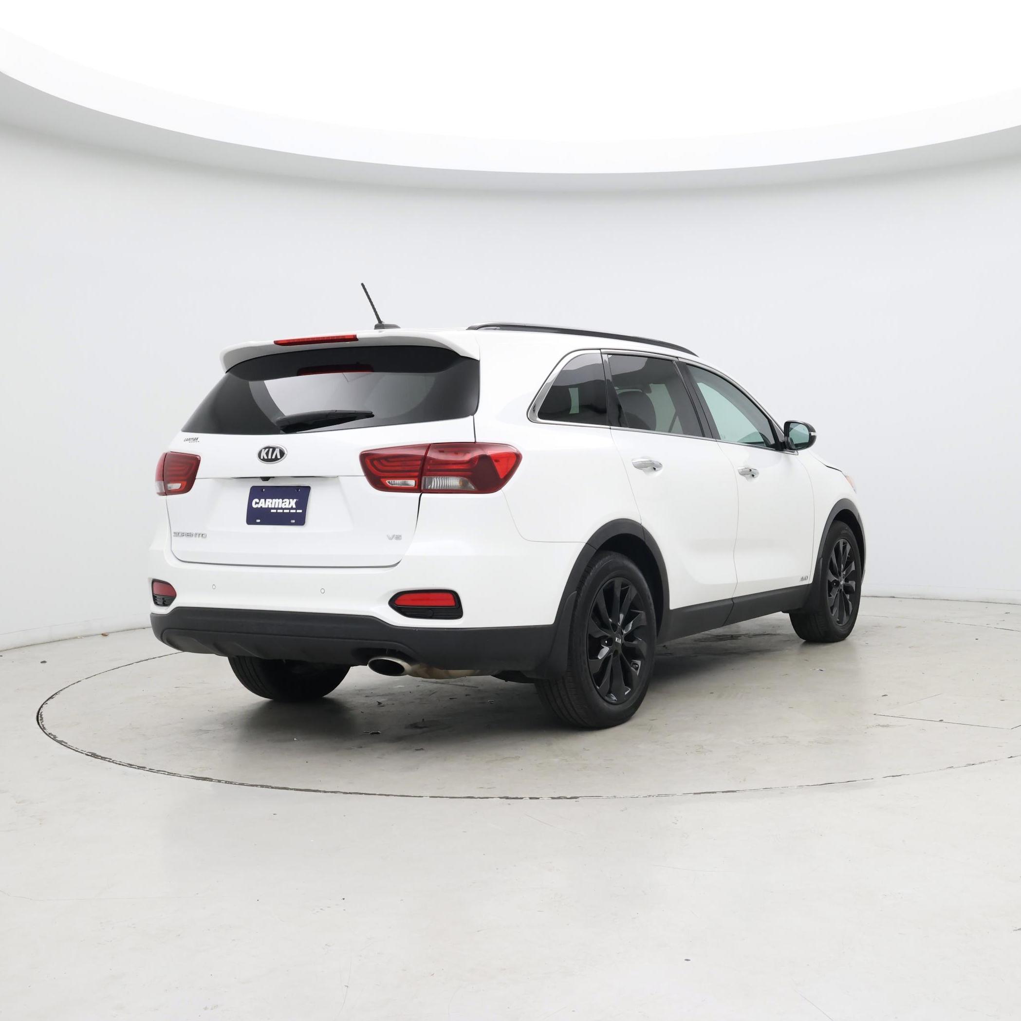 Thumbnail: 2020 Kia Sorento - 8