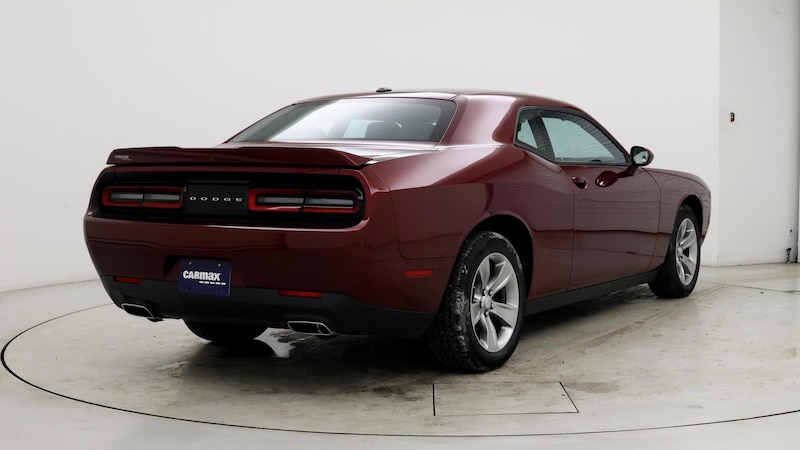 2022 Dodge Challenger SXT 8