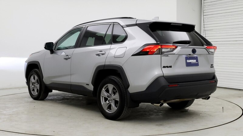 2024 Toyota RAV4 XLE 2