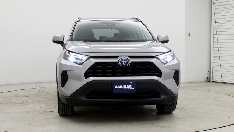 2024 Toyota RAV4 XLE 5