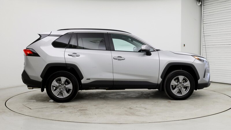 2024 Toyota RAV4 XLE 7