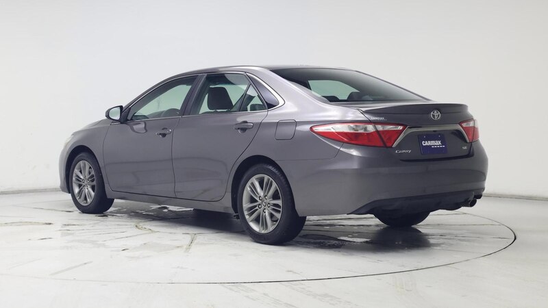 2016 Toyota Camry SE 2