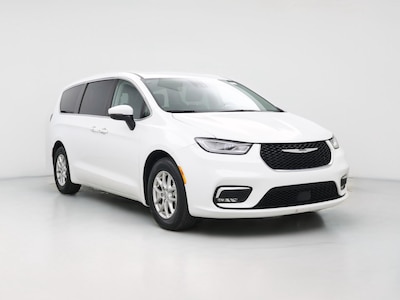 2023 Chrysler Pacifica Touring L -
                Raleigh, NC