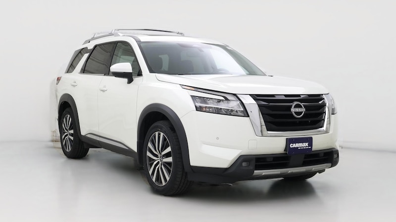 2022 Nissan Pathfinder Platinum Hero Image