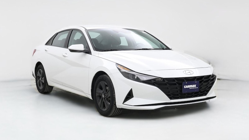 2023 Hyundai Elantra SEL Hero Image