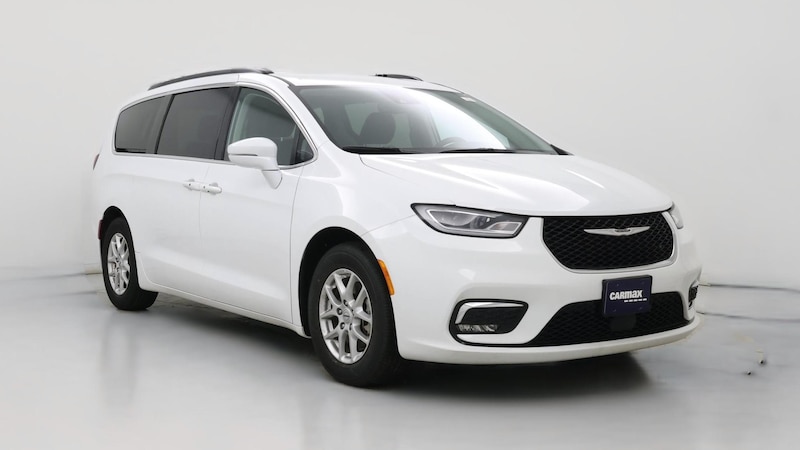 2022 Chrysler Pacifica Touring L Hero Image