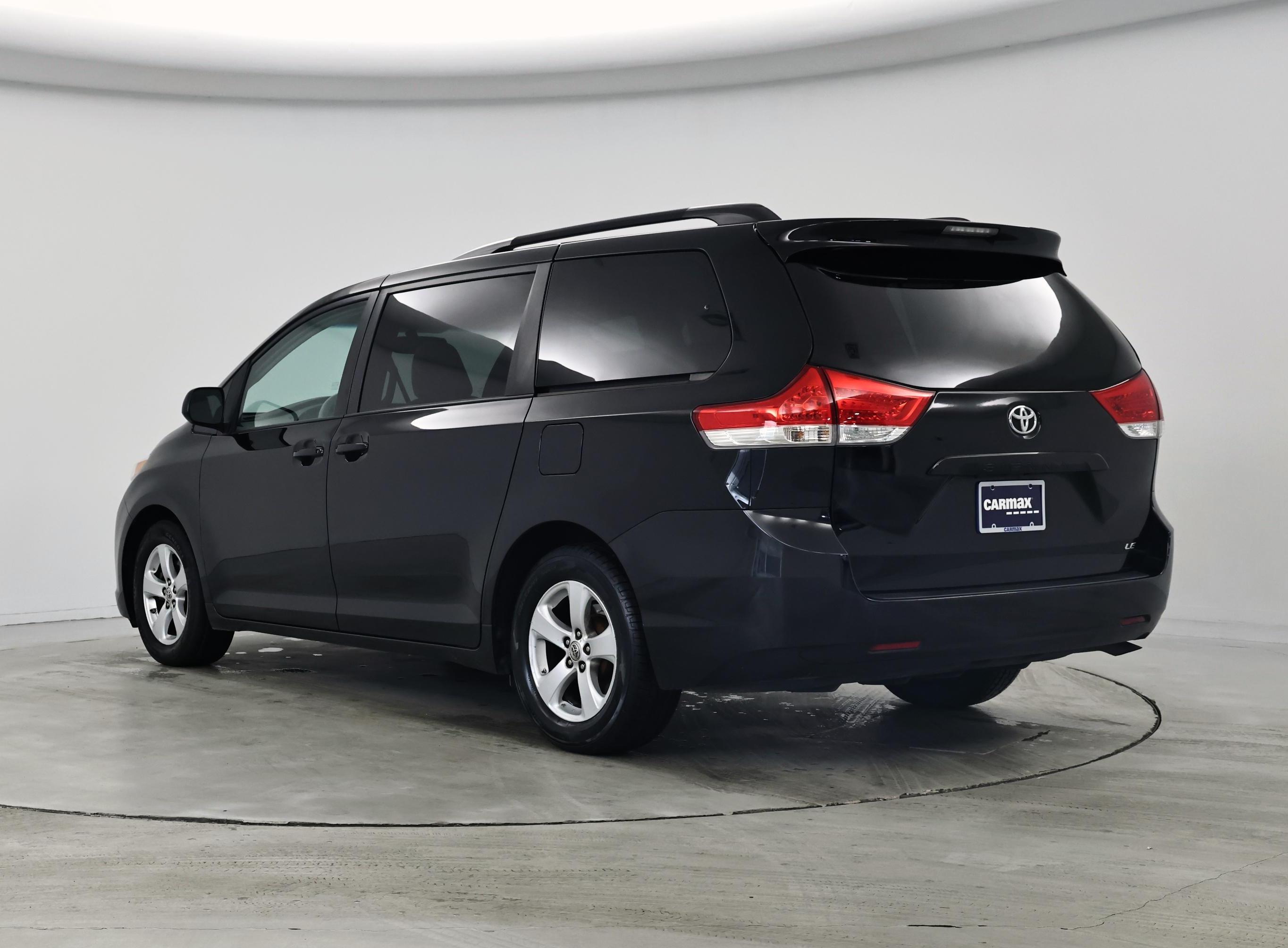 Thumbnail: 2014 Toyota Sienna - 2