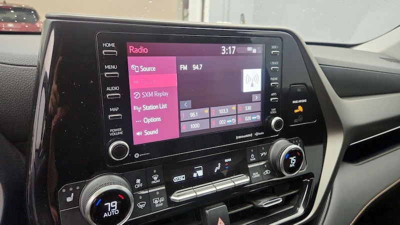 2022 Toyota Highlander Bronze Edition 15