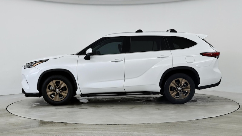 2022 Toyota Highlander Bronze Edition 3