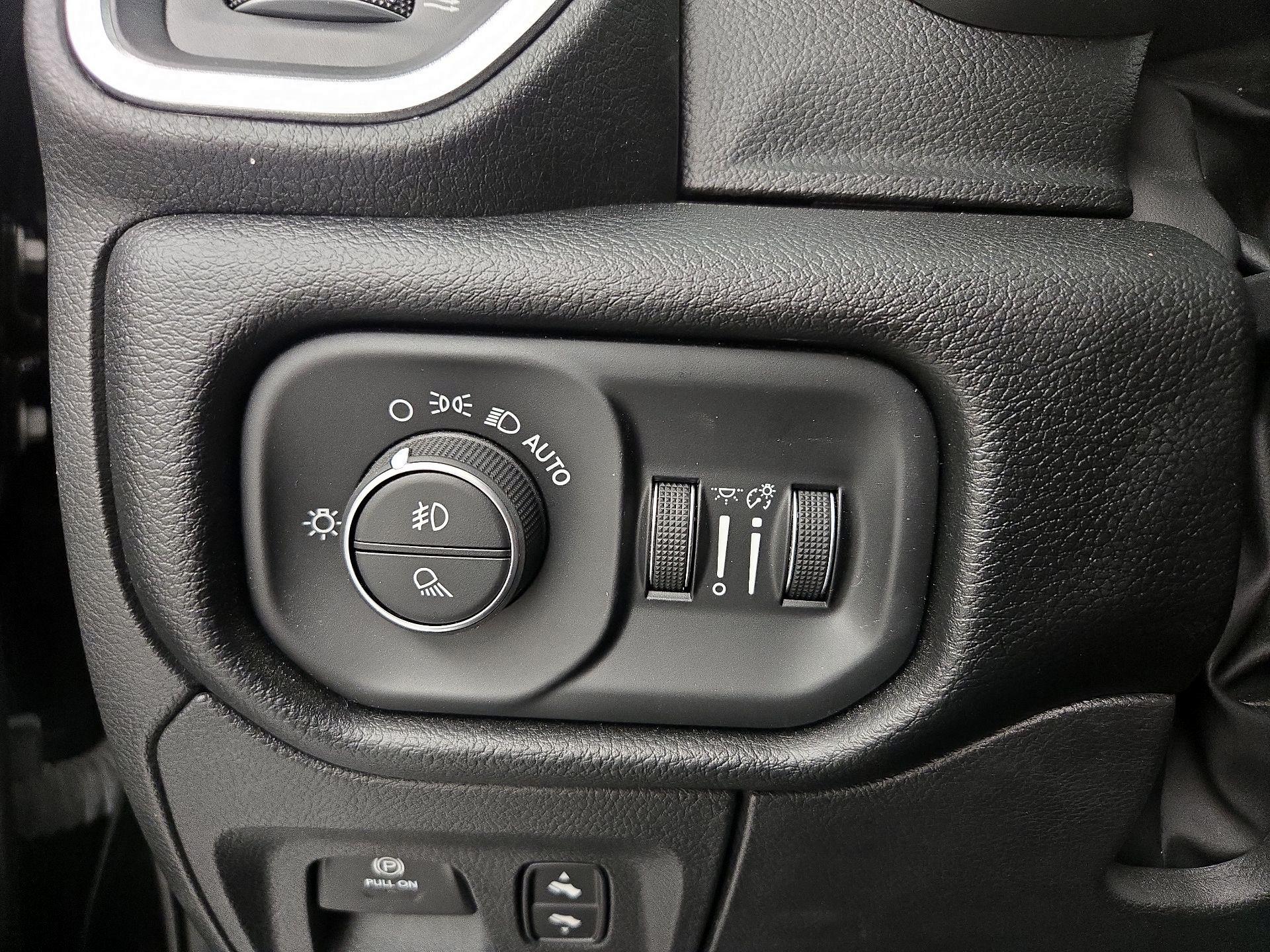Thumbnail: 2022 RAM 1500 - 13