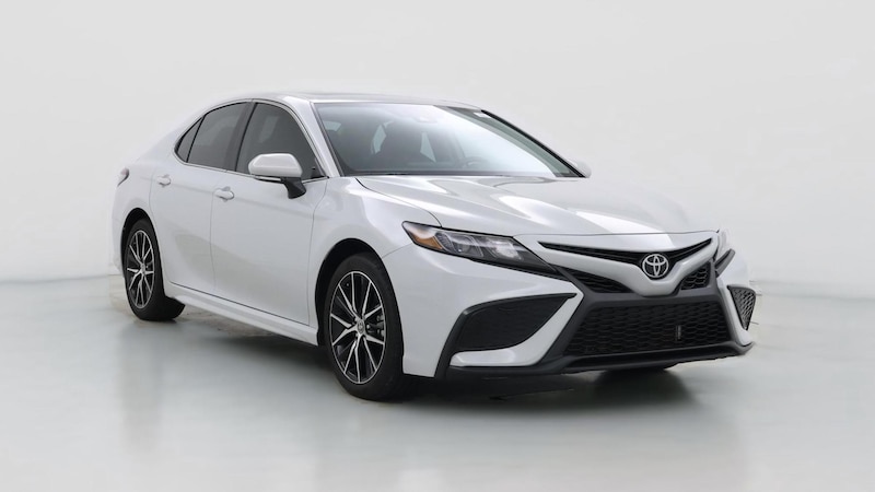 2024 Toyota Camry SE Hero Image