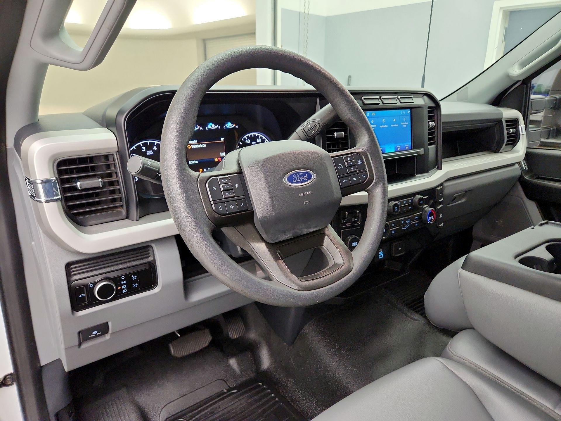 Thumbnail: 2023 Ford F-350 - 9