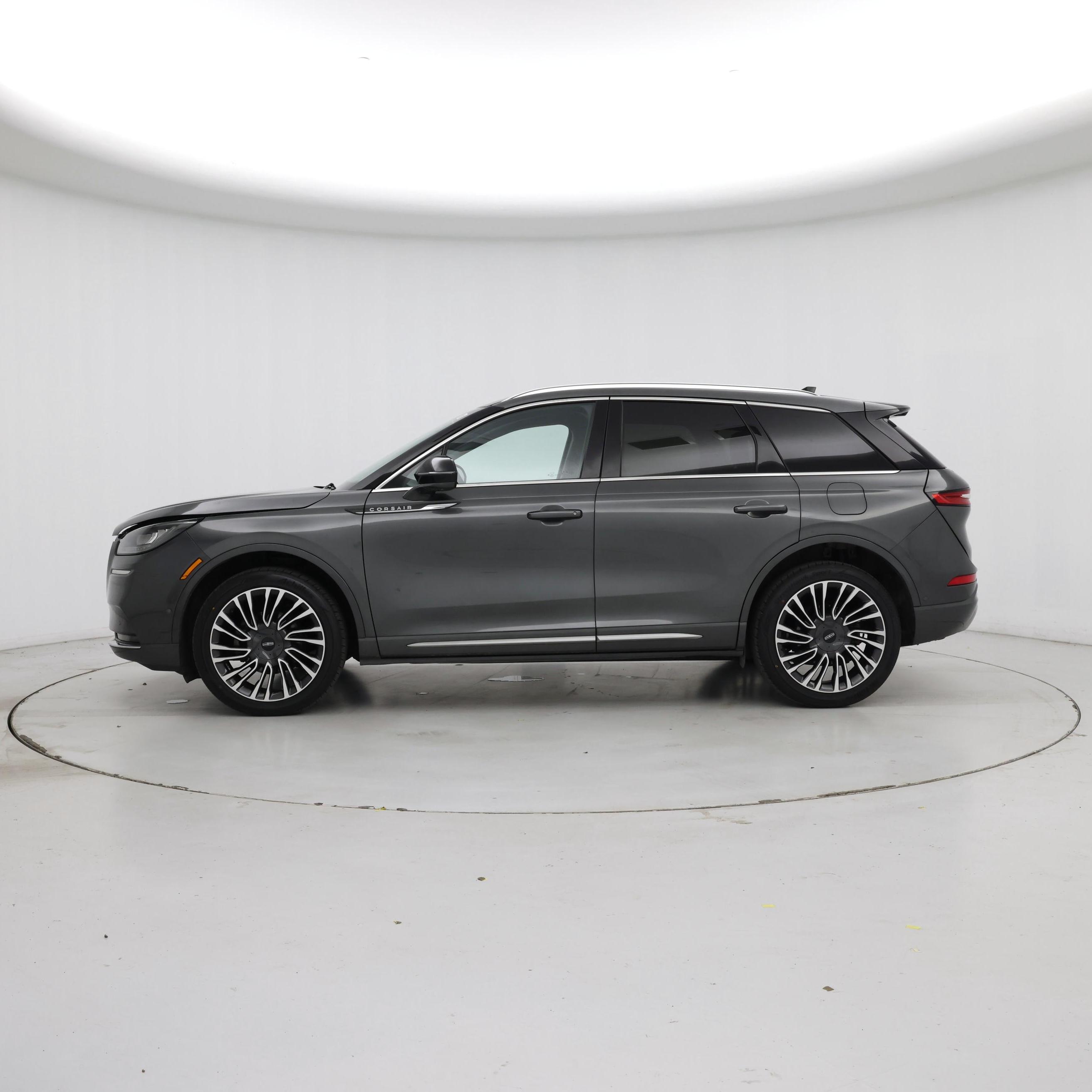 Thumbnail: 2020 Lincoln Corsair - 3