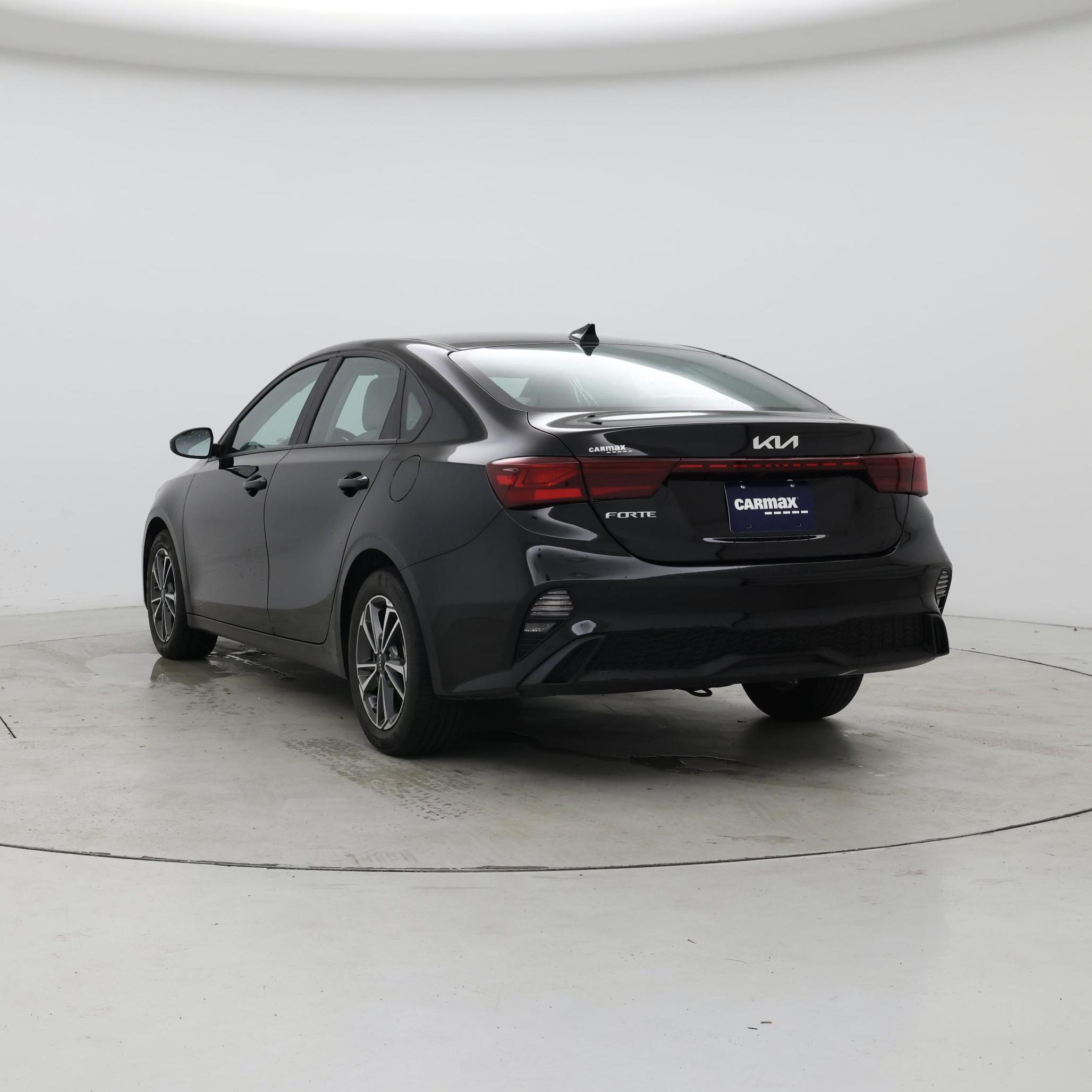 Thumbnail: 2022 Kia Forte - 2
