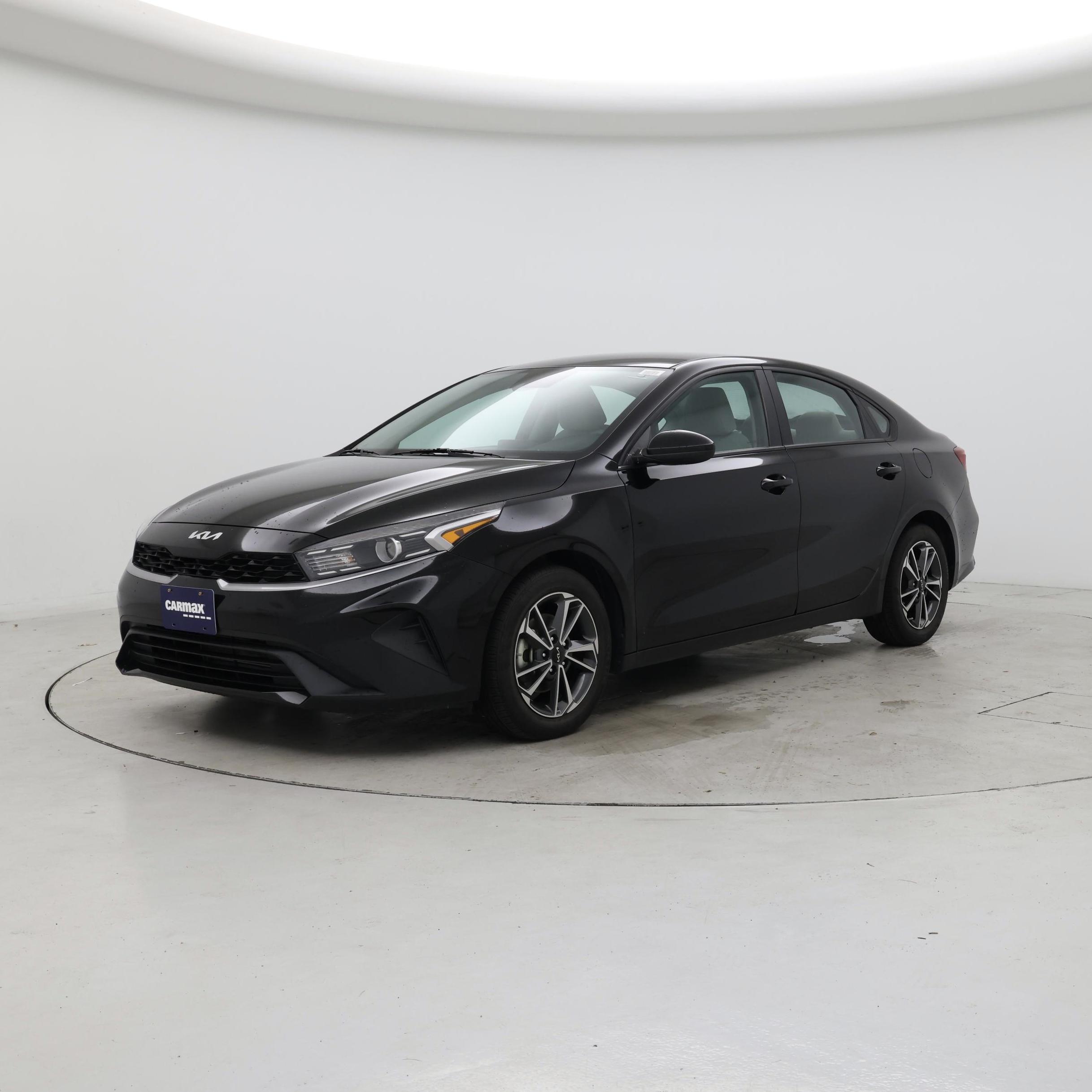 Thumbnail: 2022 Kia Forte - 4