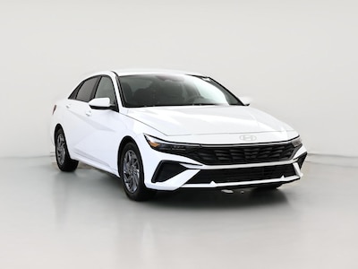 White 2024 Hyundai Elantra SEL