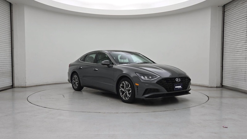 2022 Hyundai Sonata SEL Hero Image