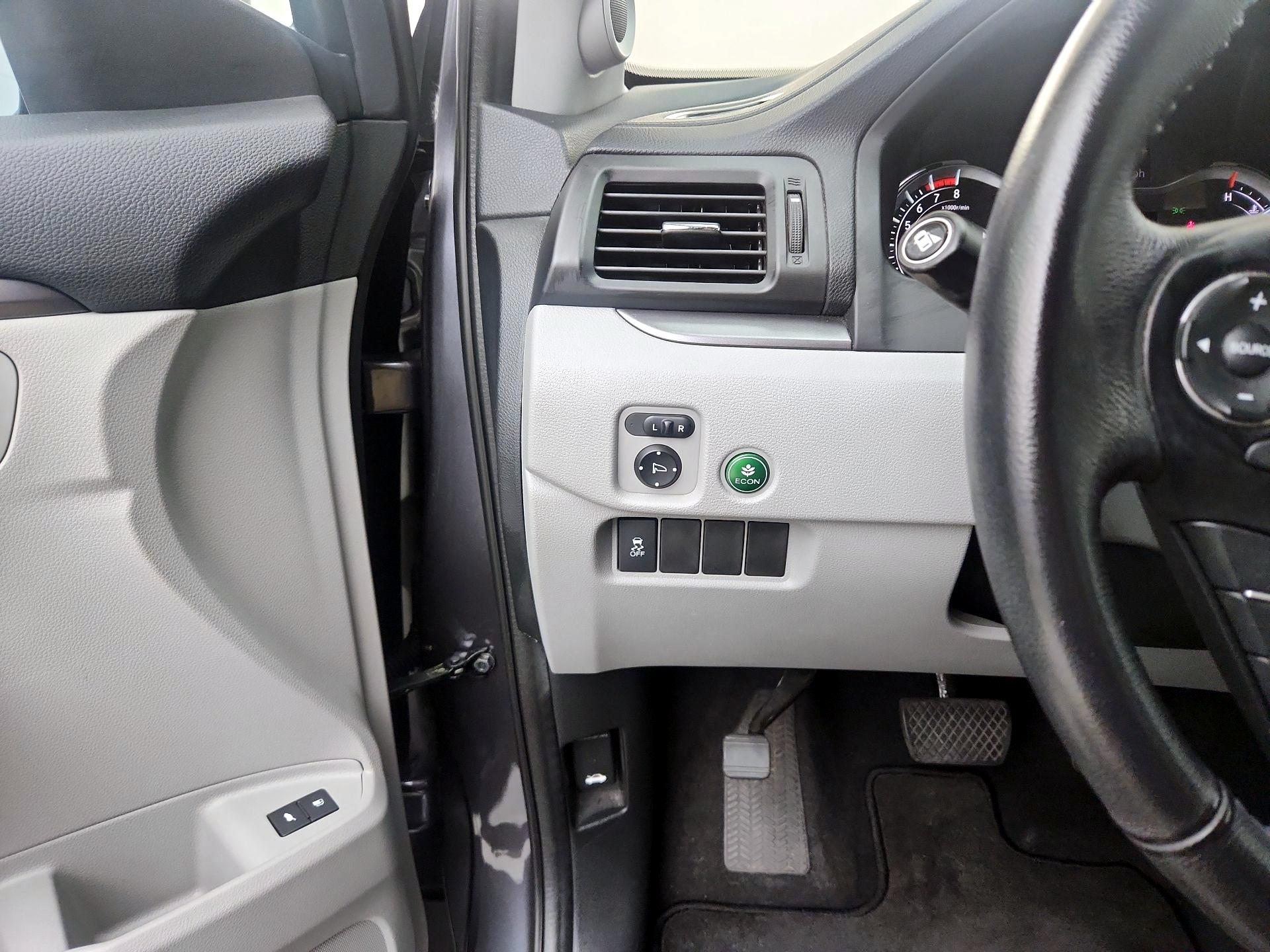Thumbnail: 2016 Honda Pilot - 13