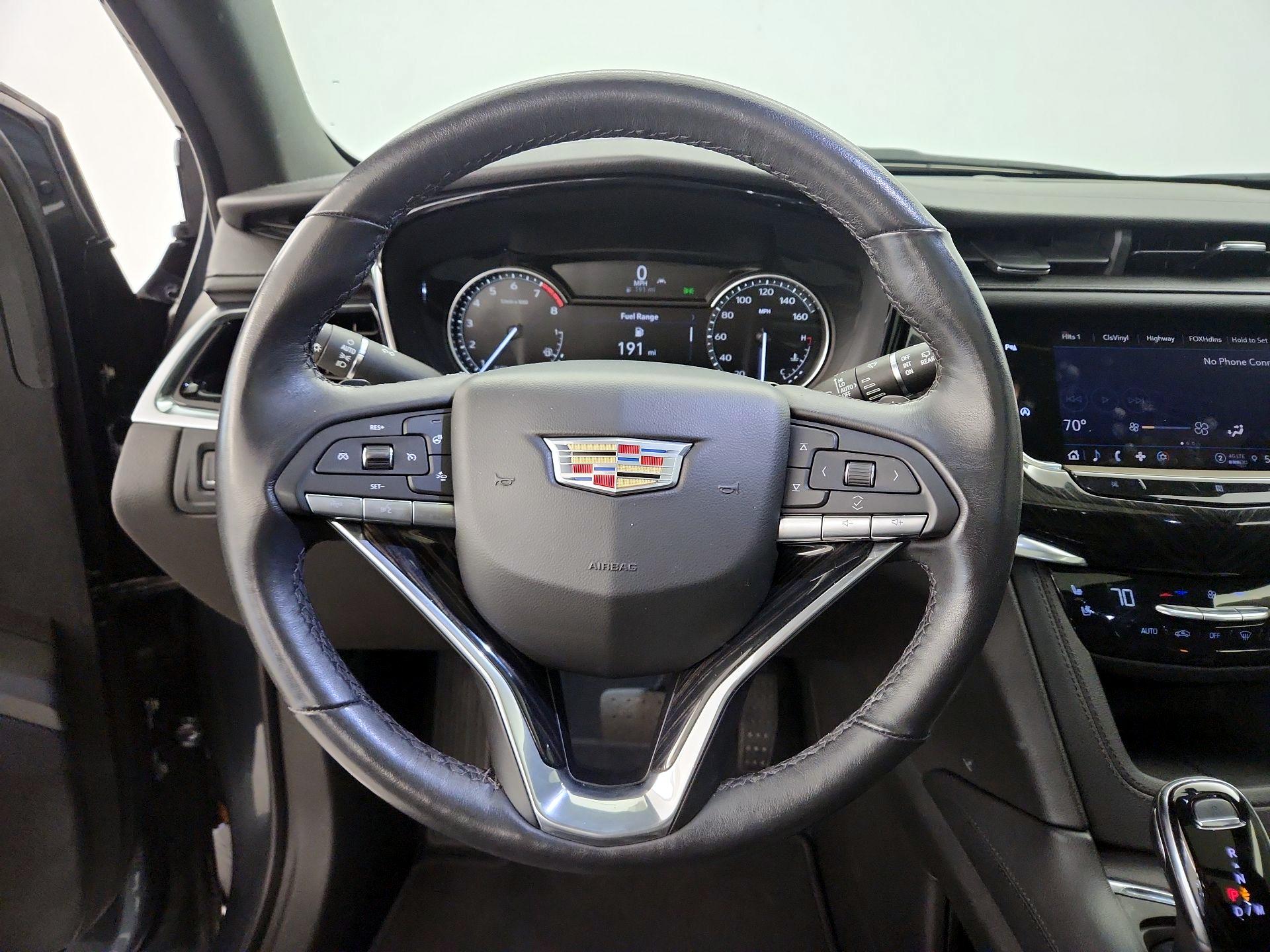 Thumbnail: 2021 Cadillac XT6 - 10