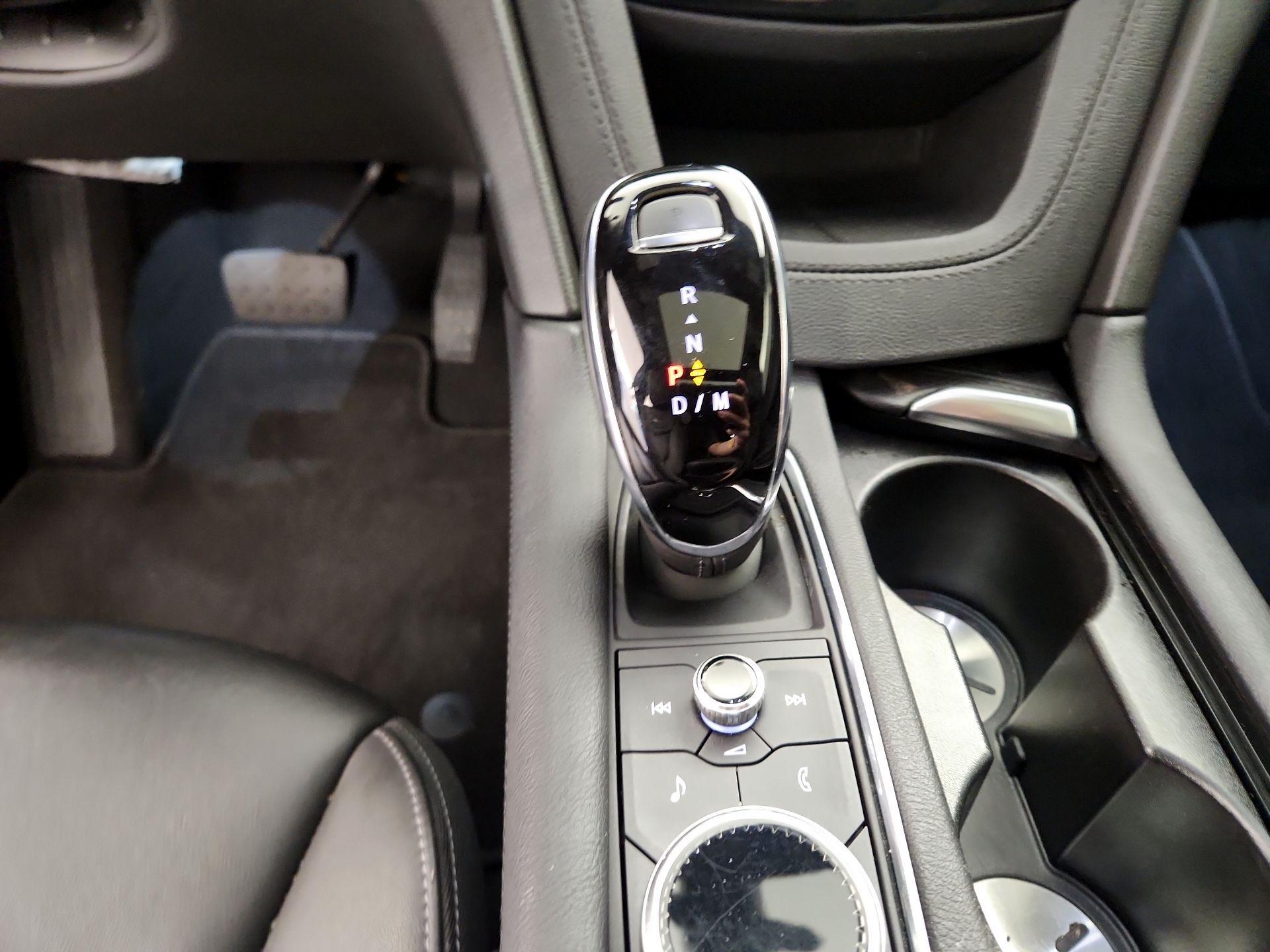 Thumbnail: 2021 Cadillac XT6 - 17