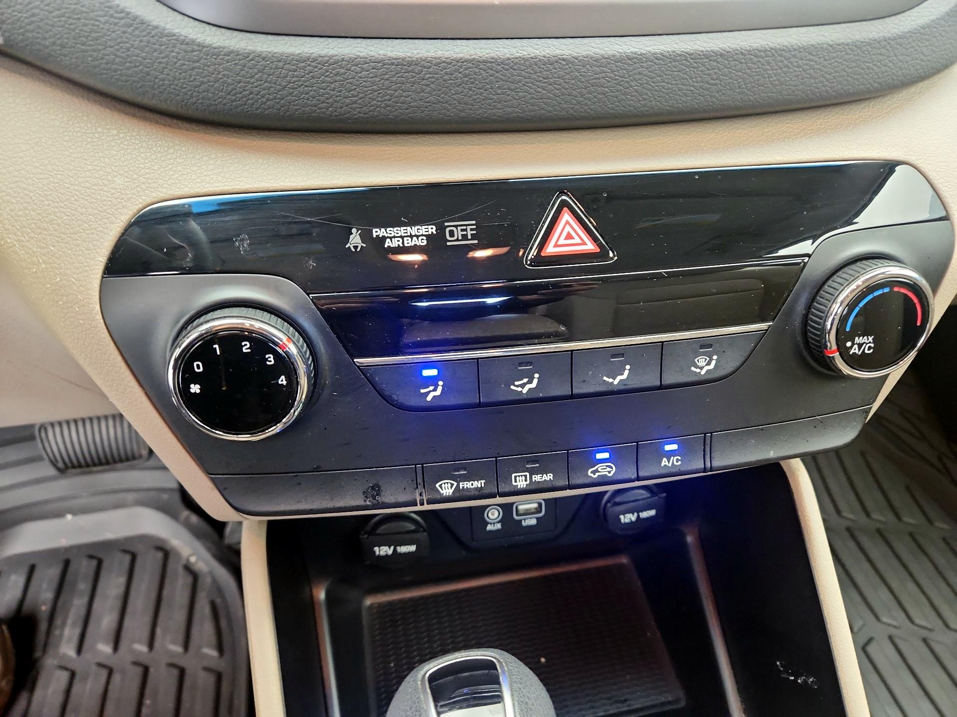 Thumbnail: 2016 Hyundai Tucson - 16