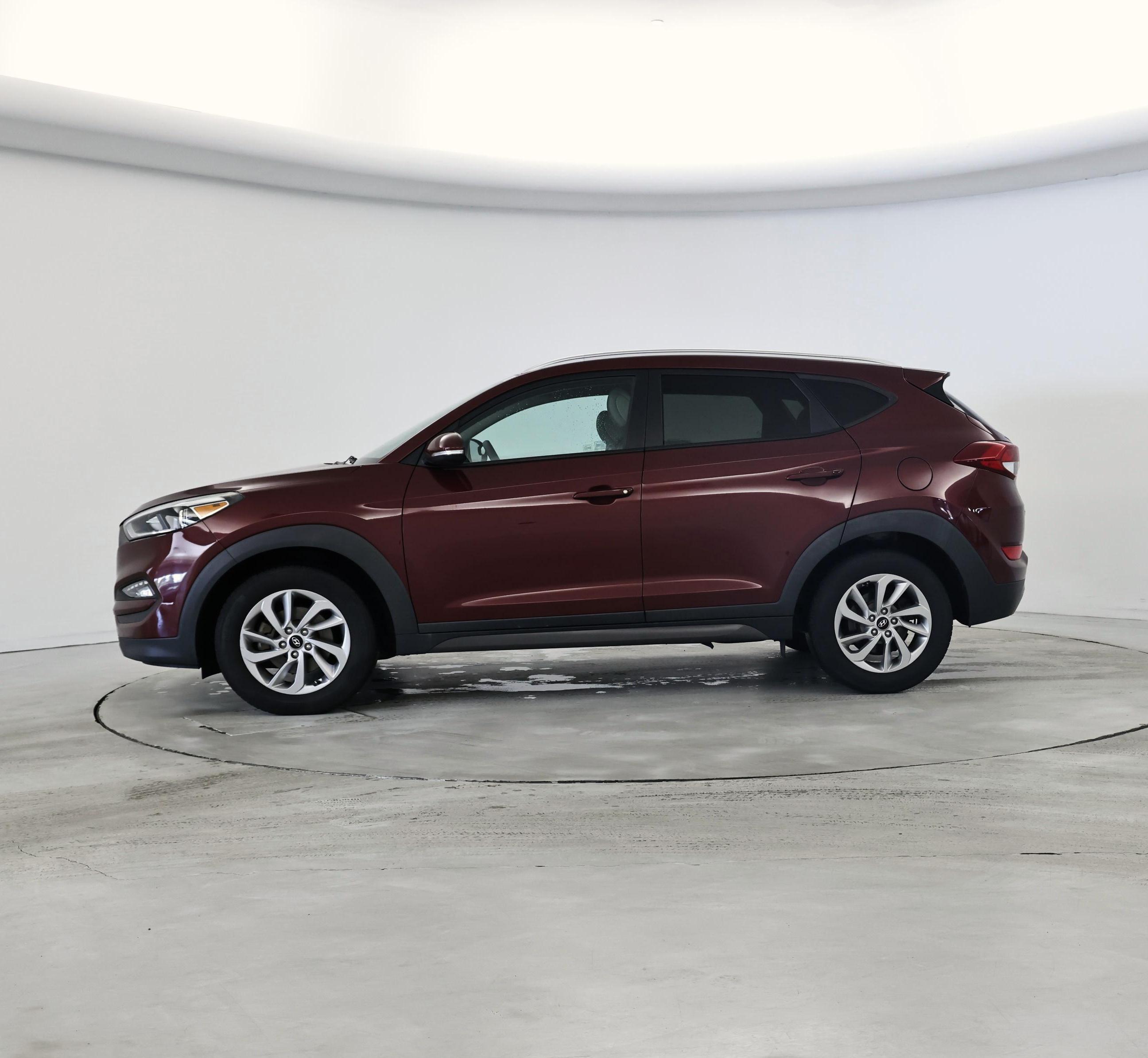 Thumbnail: 2016 Hyundai Tucson - 3