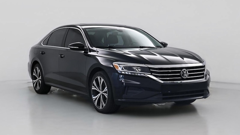 2021 Volkswagen Passat SE Hero Image