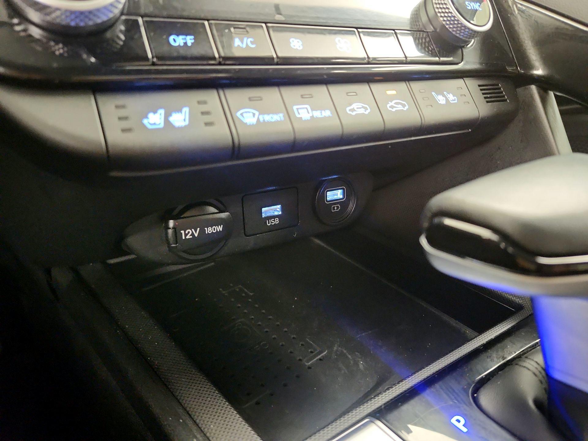 Thumbnail: 2022 Hyundai Elantra - 19