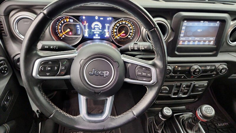 2020 Jeep Wrangler Unlimited Sahara 10