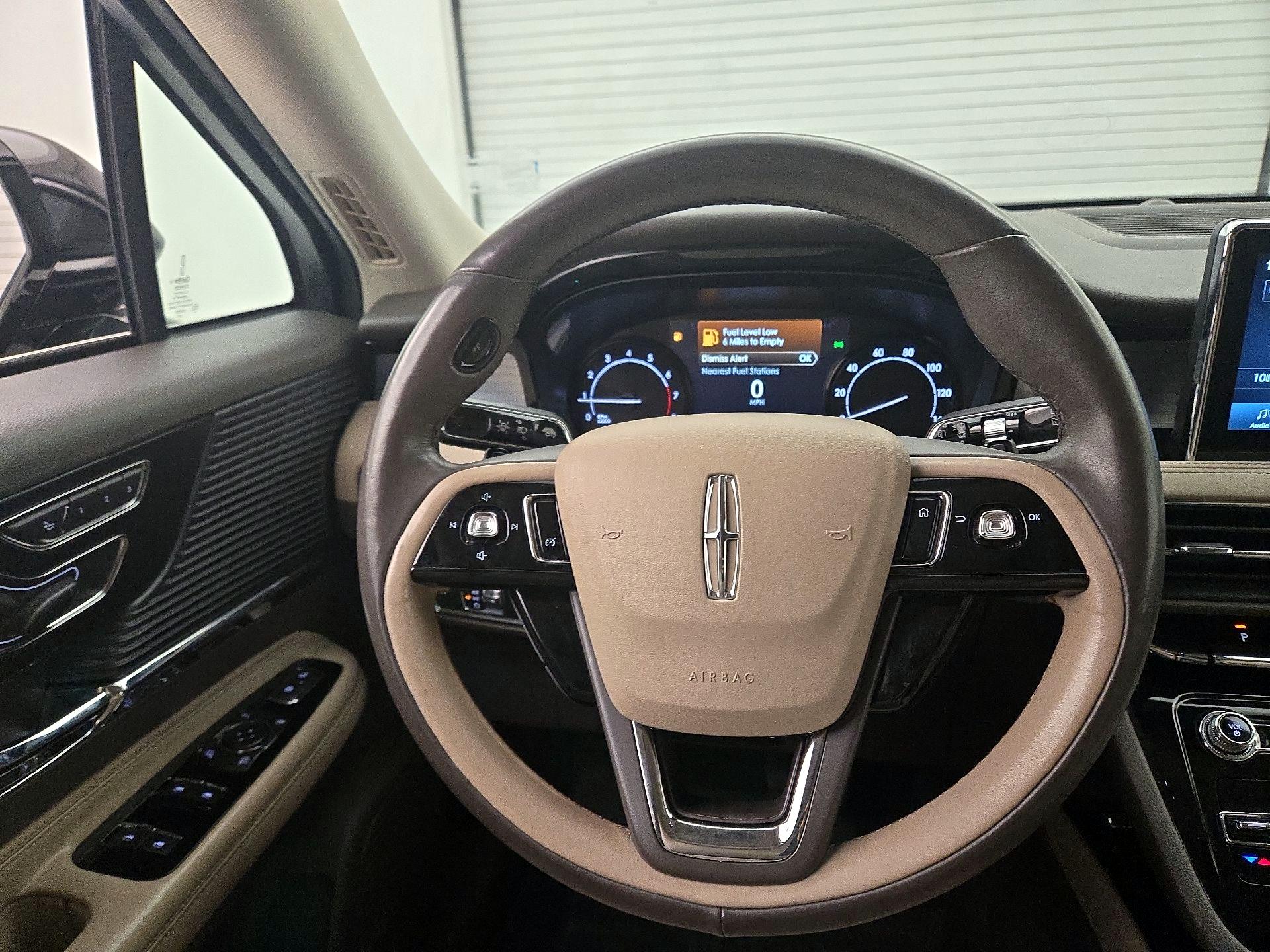 Thumbnail: 2021 Lincoln Corsair - 10
