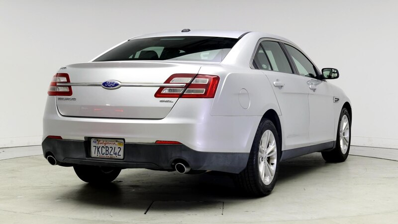 2013 Ford Taurus SEL 8