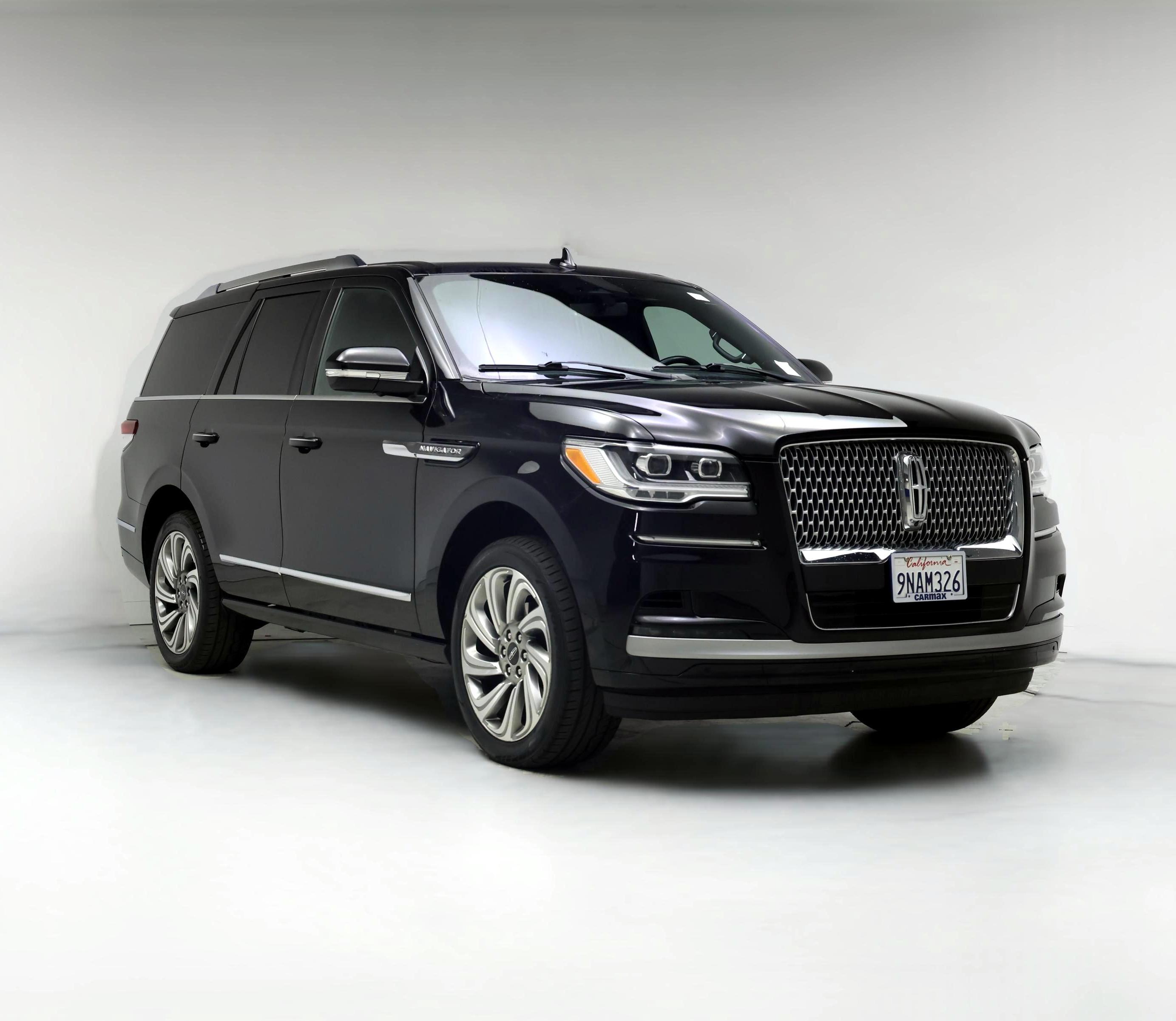 Thumbnail: 2022 Lincoln Navigator - 1