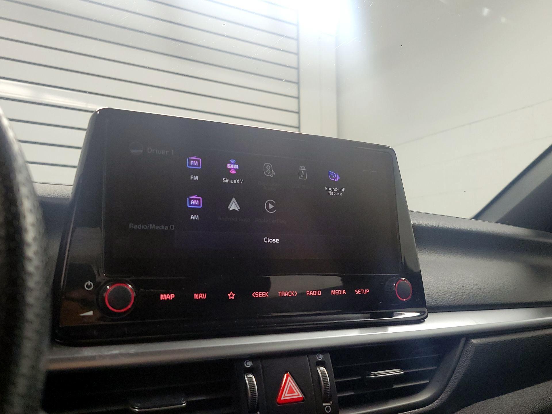 Thumbnail: 2022 Kia Forte - 15