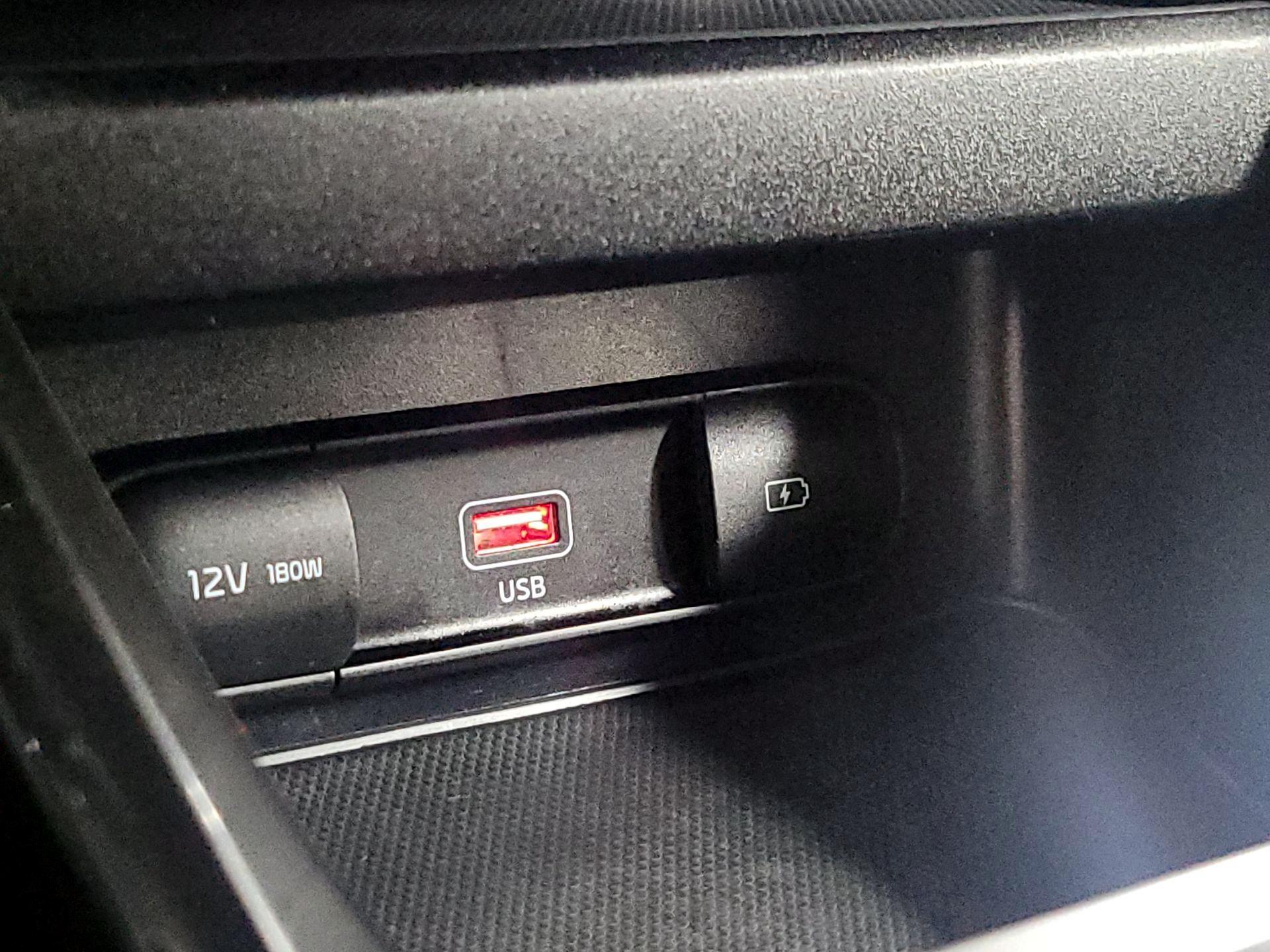 Thumbnail: 2022 Kia Forte - 18