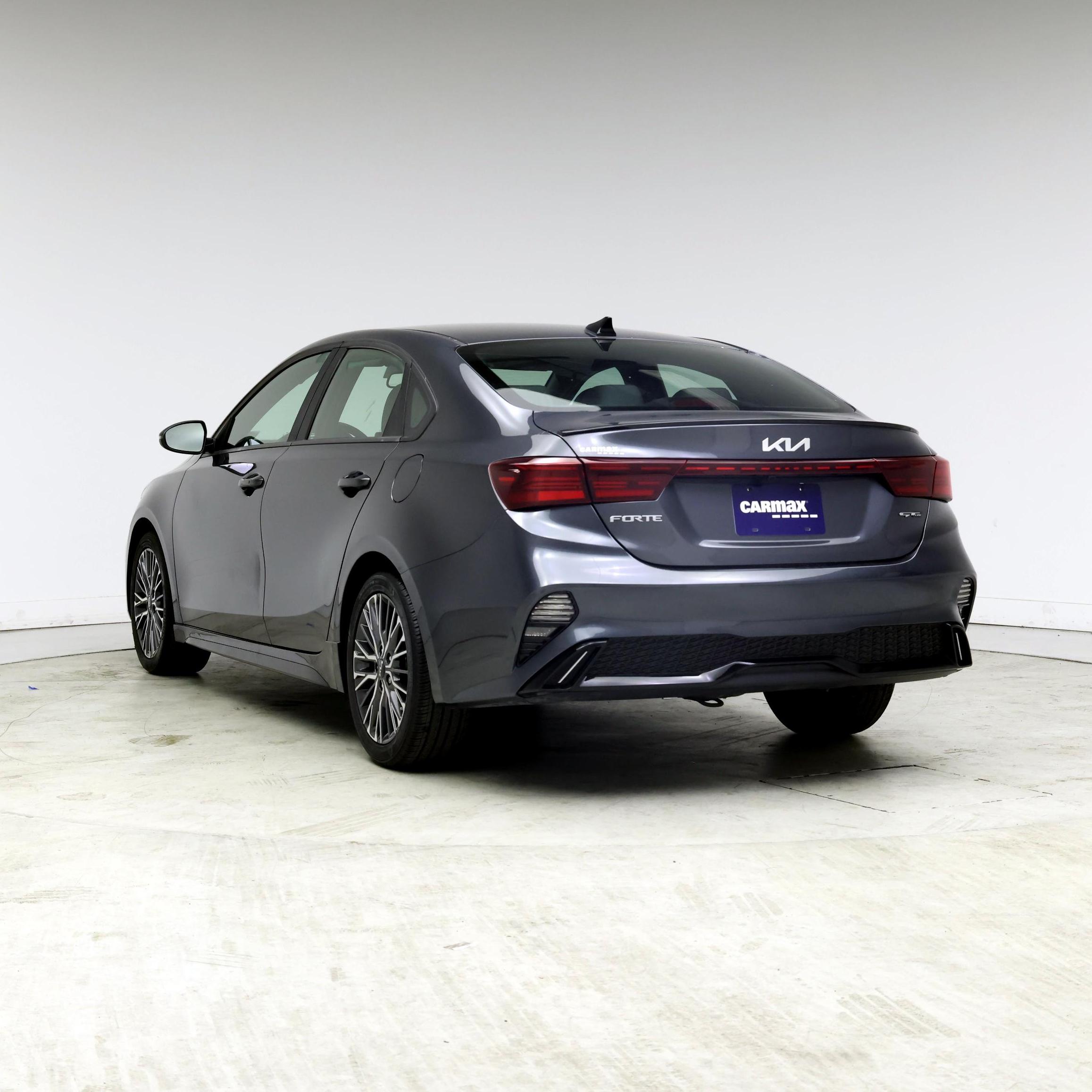 Thumbnail: 2022 Kia Forte - 2