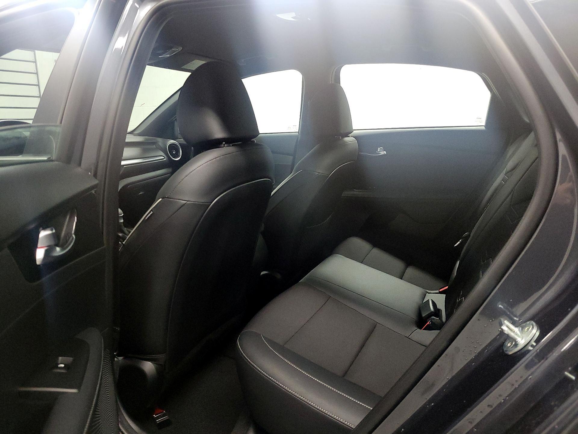 Thumbnail: 2022 Kia Forte - 19