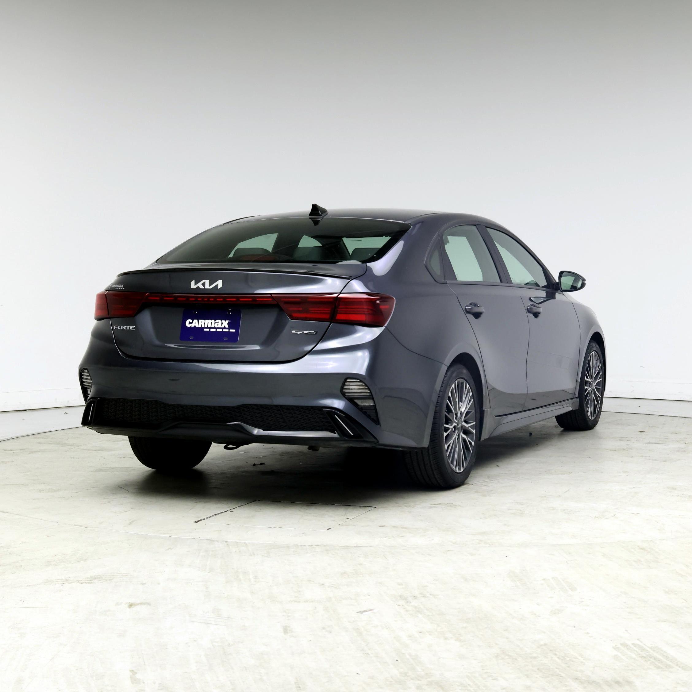 Thumbnail: 2022 Kia Forte - 8